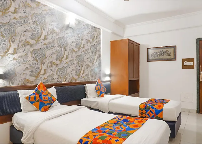 Fabhotel Prime Golden Emerald - Nr St Mary\'S Church Cni