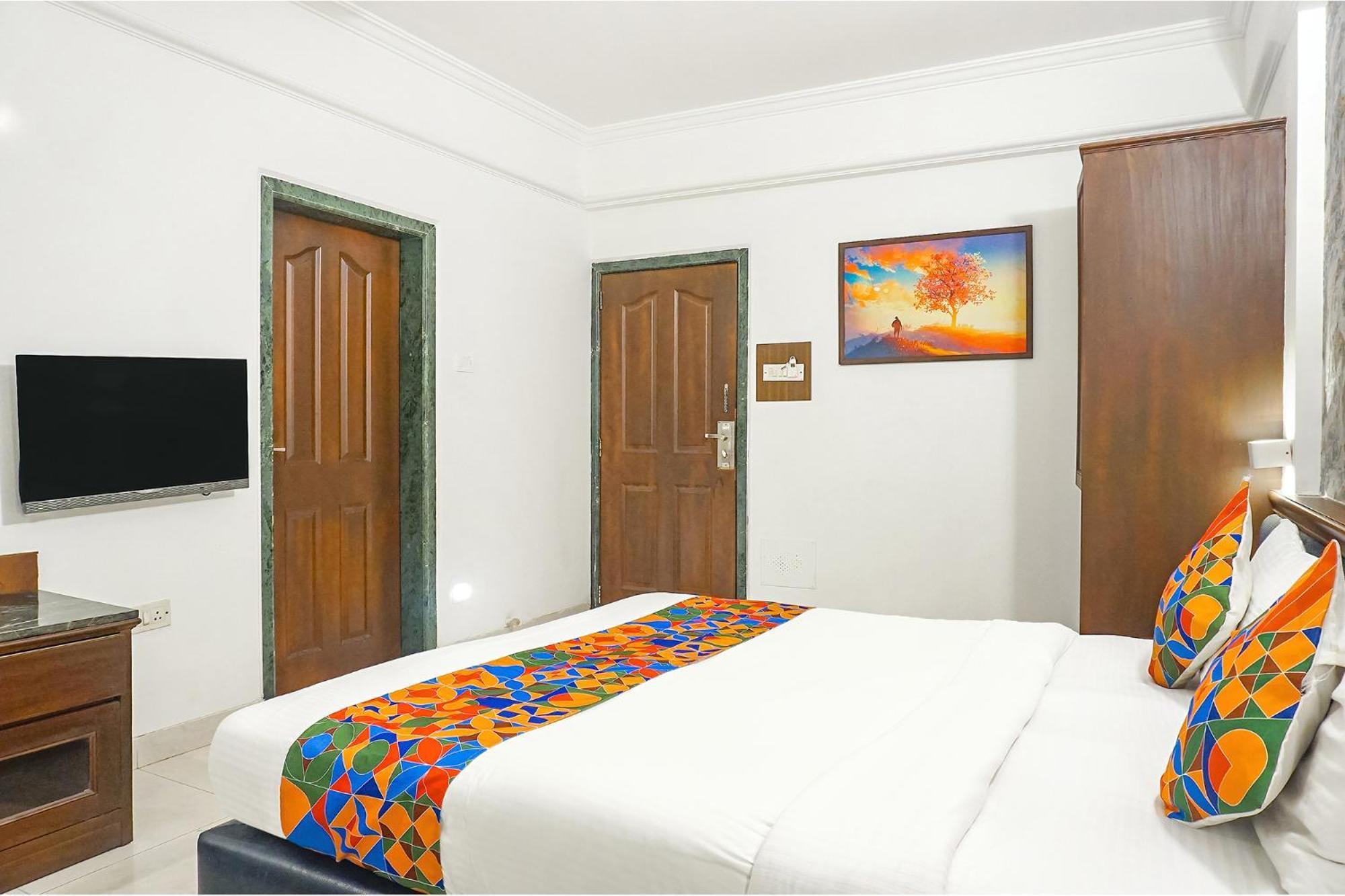Fabhotel Prime Golden Emerald - Nr St Mary's Church Cni 4* Pune